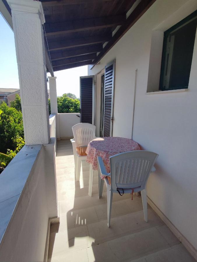 Eftichia Apartment Roda  Exterior foto