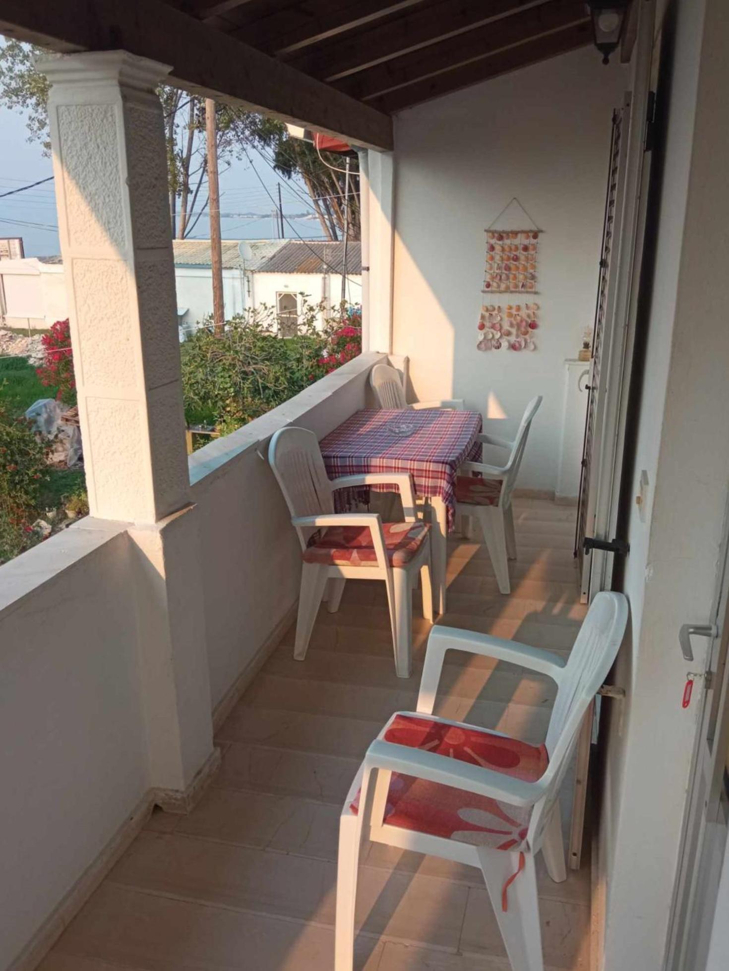Eftichia Apartment Roda  Exterior foto